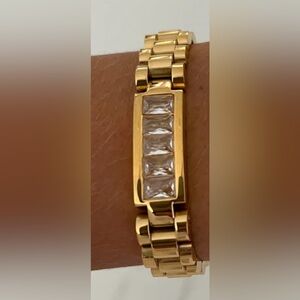 CHANSUTTPEARLS Bling Watch Bracelet NWOT